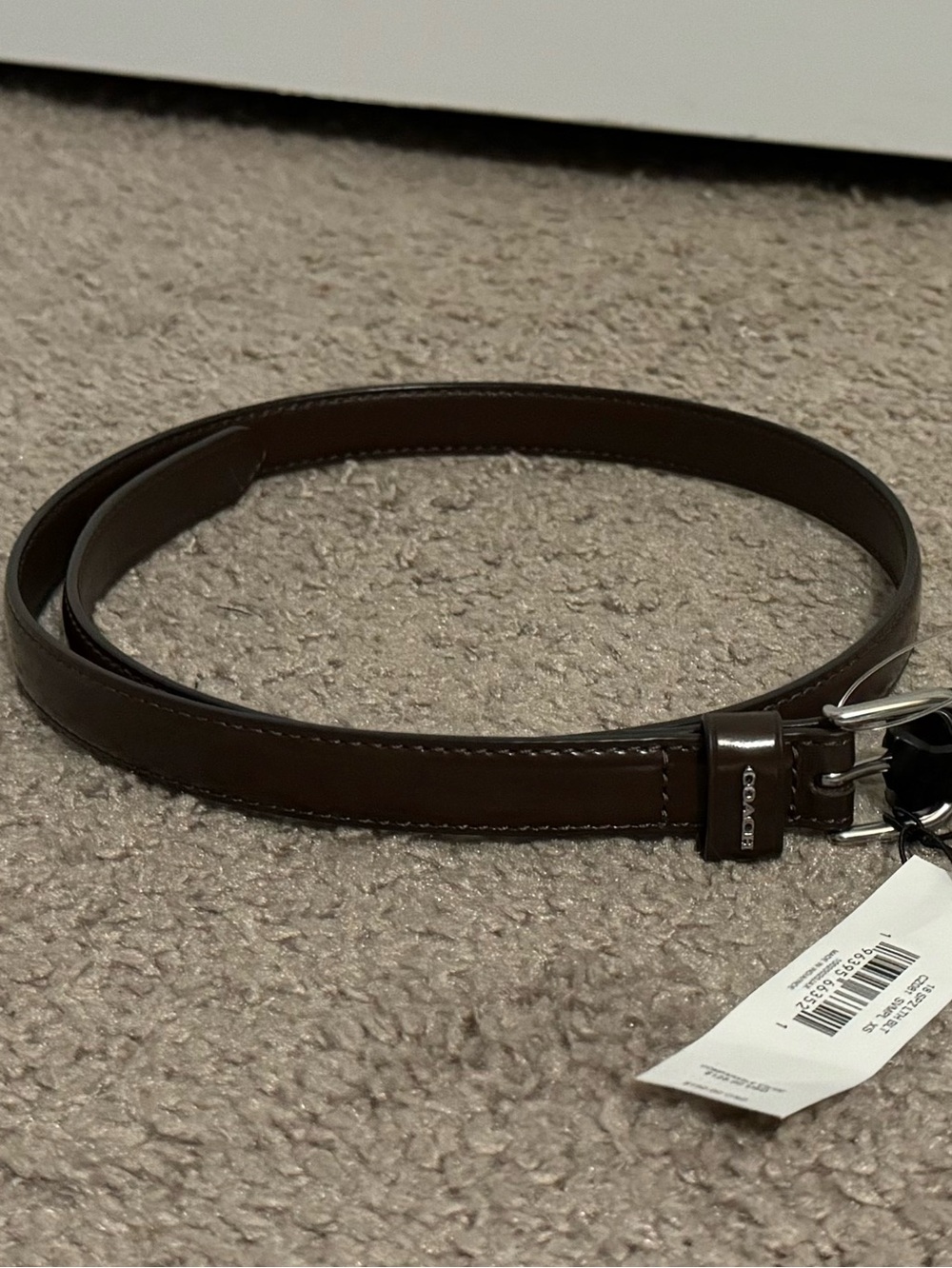 Pretty Coach sixe XS chocolate brown leather adjustable belt women new - Picture 2 of 4